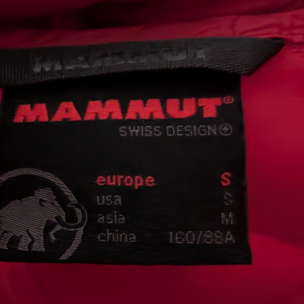 Mammut Vibrant Pink Quilted Jacket - Picture 3 of 5